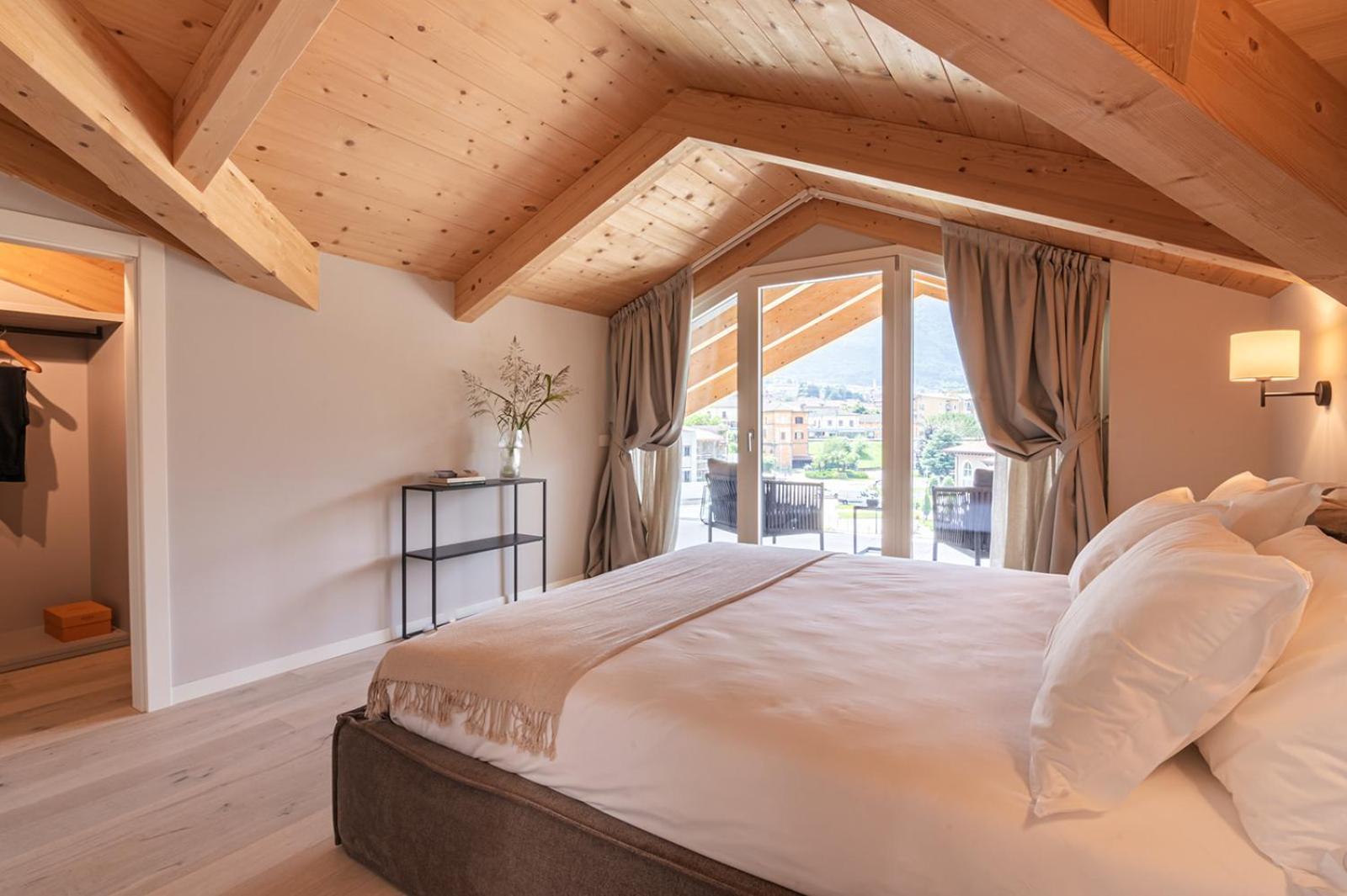 Lago Dorato Luxury Apartments & Villa - Lake Como View Colico Exterior photo