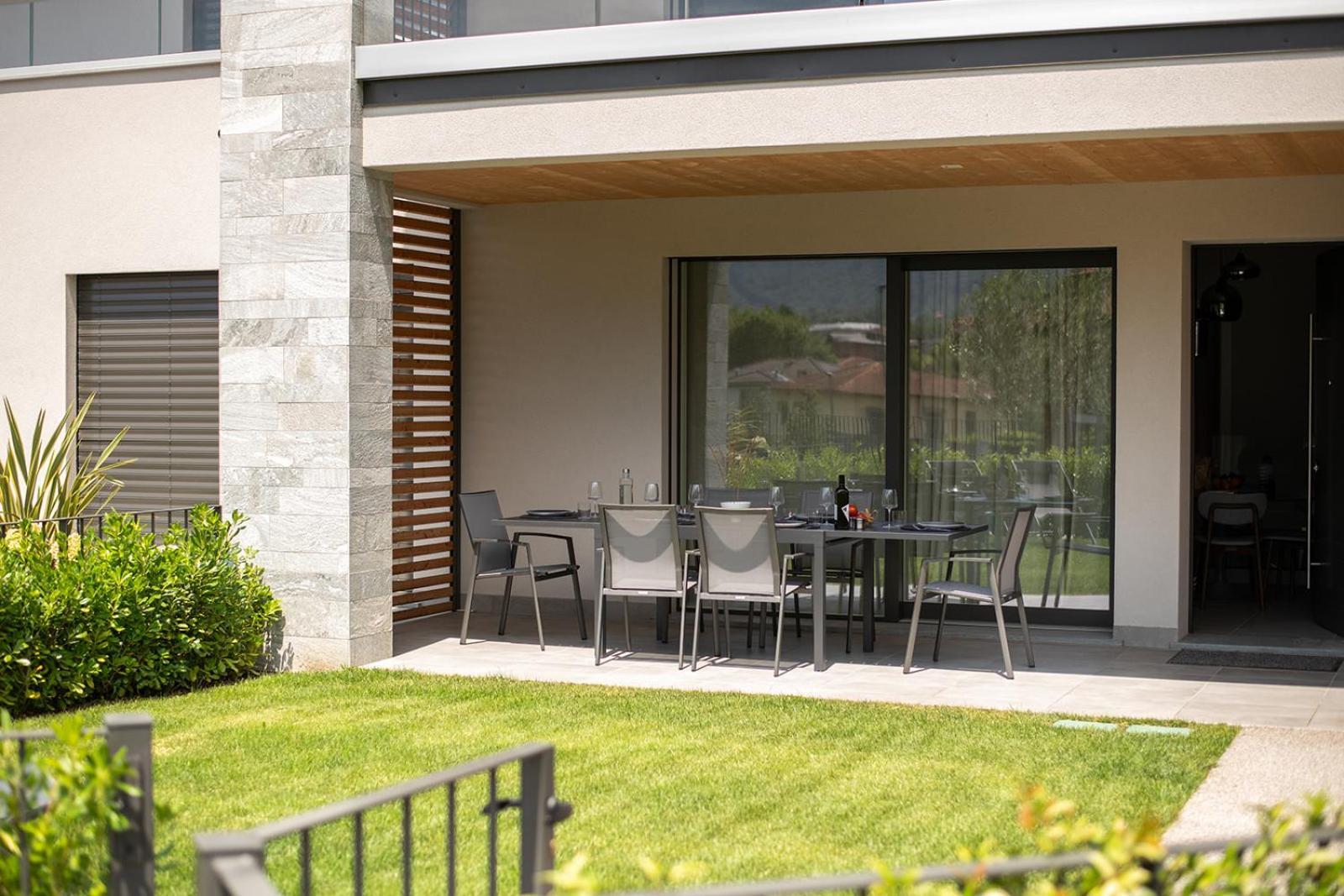 Lago Dorato Luxury Apartments & Villa - Lake Como View Colico Exterior photo