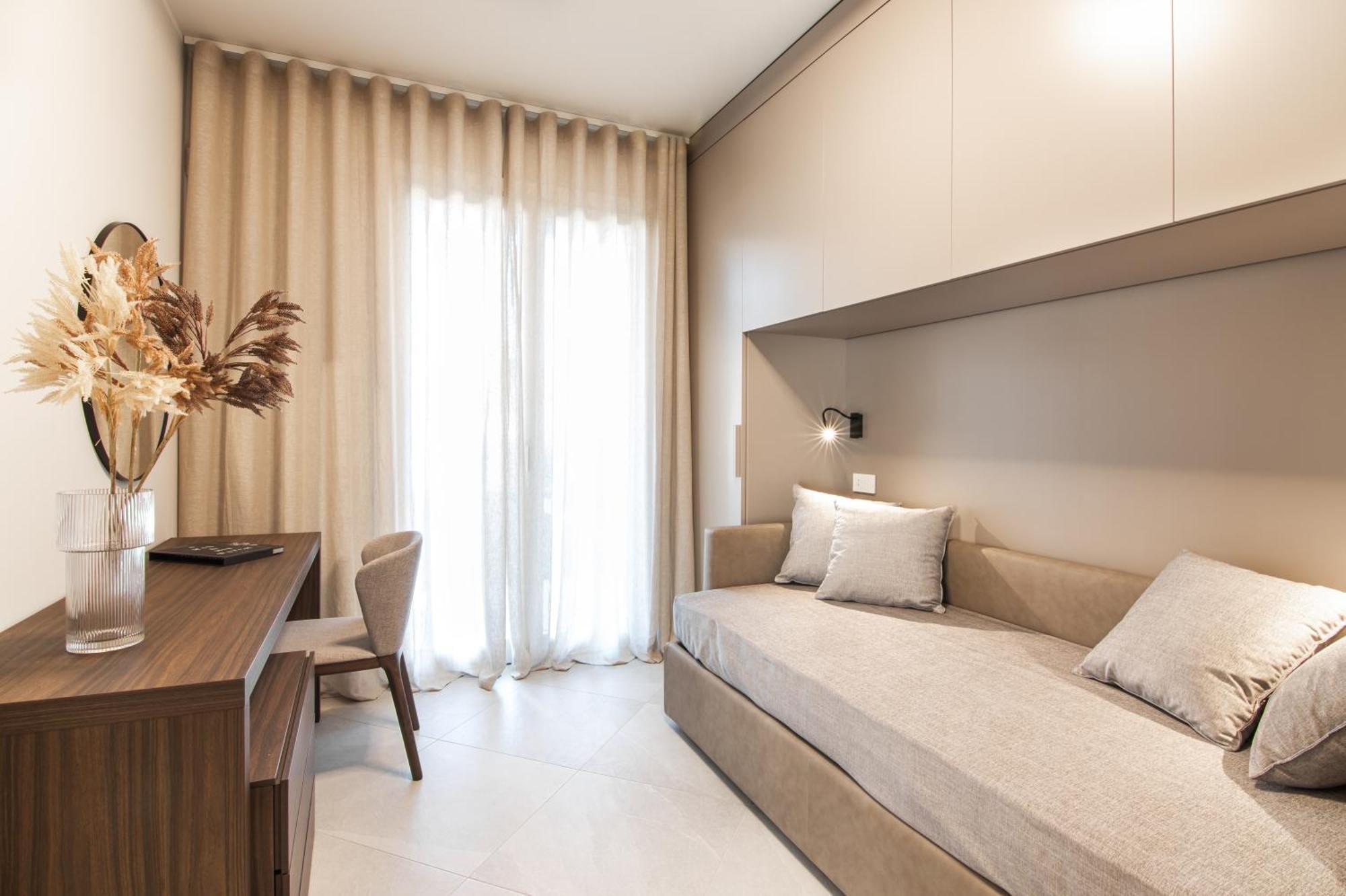 Lago Dorato Luxury Apartments & Villa - Lake Como View Colico Exterior photo